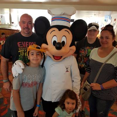 Meeting the chef at Chef Mickey's!