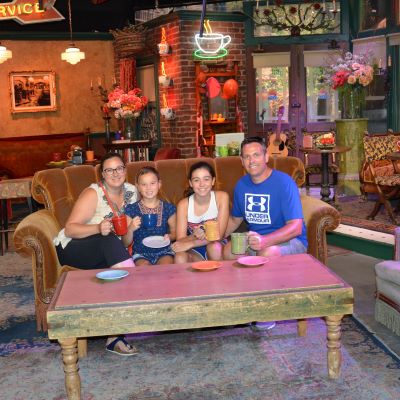 Visited the Central Perk on the Warner Bros Studio Tour in Hollywood. 
